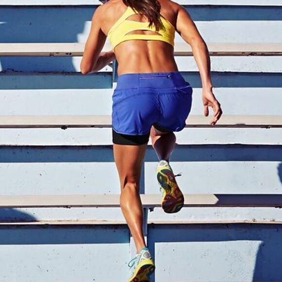 Athleta 2 in 1 Pulse Shortie - Picture 2 of 7